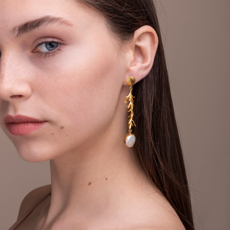 Seagrass Earrings- Pearl